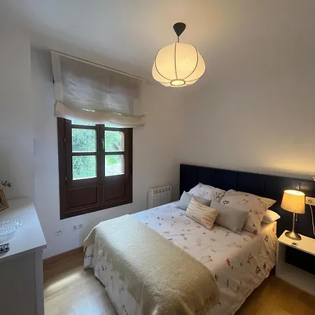 Casa Con Jardin Cerca De Playas De * Llanes