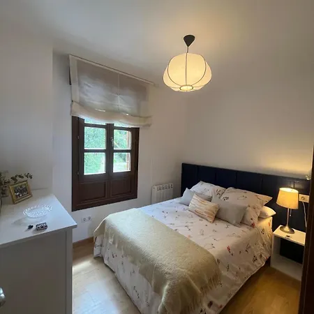 Casa Con Jardin Cerca De Playas De Holiday home *