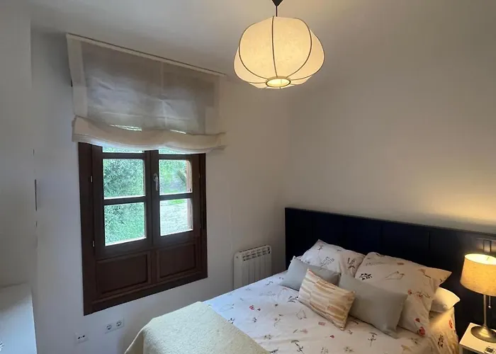 Casa Con Jardin Cerca De Playas De Holiday home Llanes