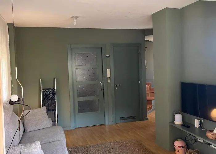 Holiday home Casa Con Jardin Cerca De Playas De *