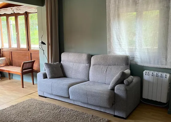 Casa Con Jardin Cerca De Playas De Llanes