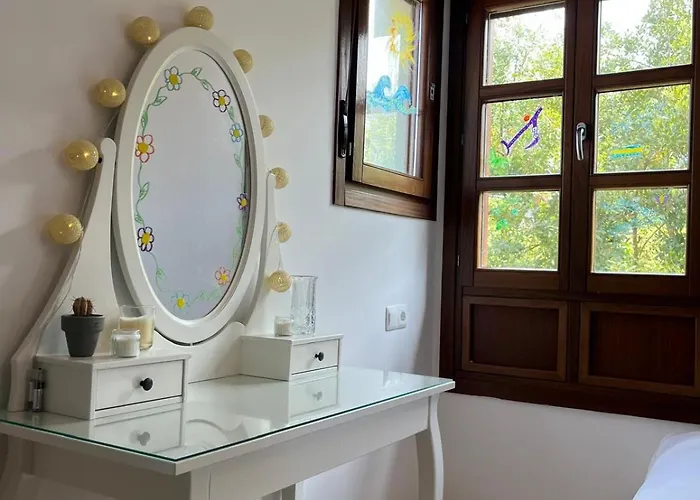 Casa Con Jardin Cerca De Playas De Holiday home