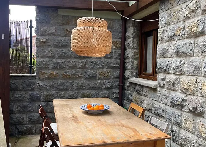 Casa Con Jardin Cerca De Playas De Llanes