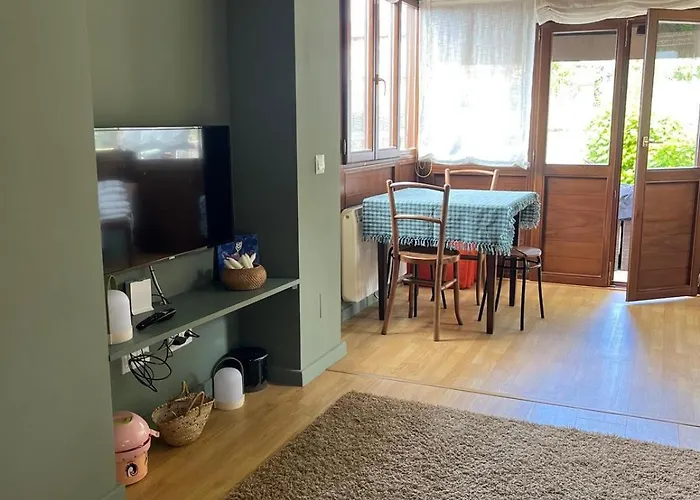 Casa Con Jardin Cerca De Playas De Holiday home