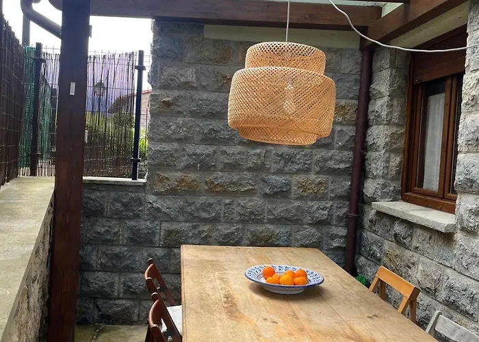 Holiday home Casa Con Jardin Cerca De Playas De *