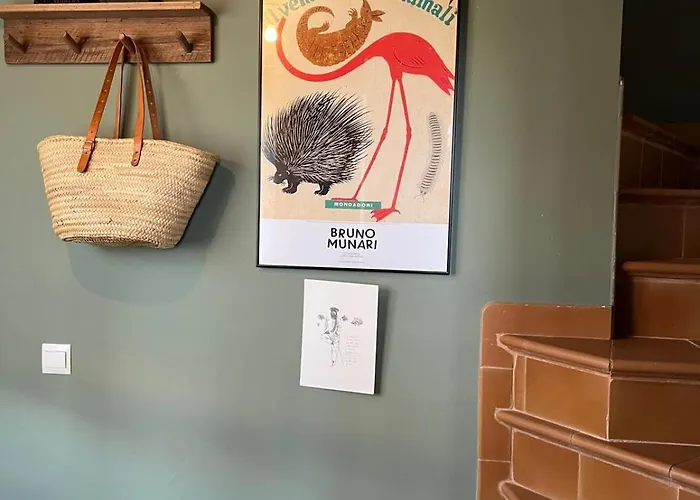 Casa Con Jardin Cerca De Playas De *